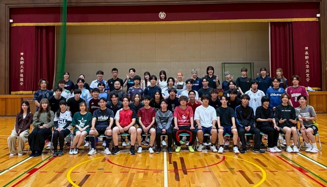 試合だけで終わらない。ビブス洗濯まで楽しみに変えるチームづくり——長野大学フットサル部